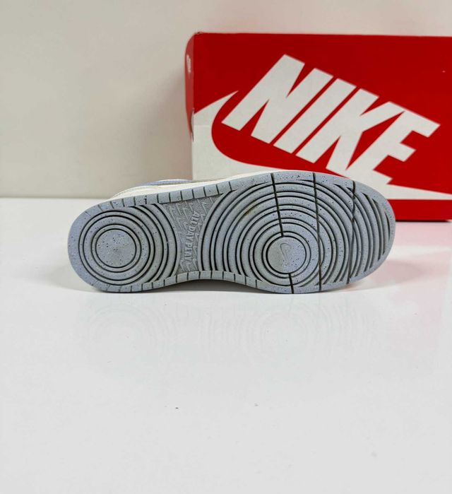 Nike Court Borough Low