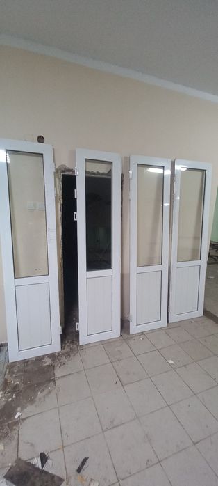 Продам двери в хорошем состоянии