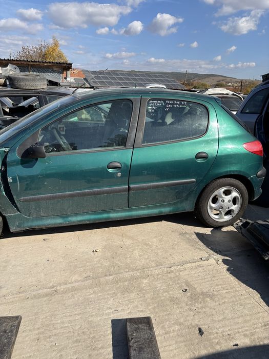 Peugeot 206/Пежо 206 1.4i НА ЧАСТИ