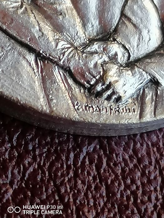 Красив плакет от Ватикана!