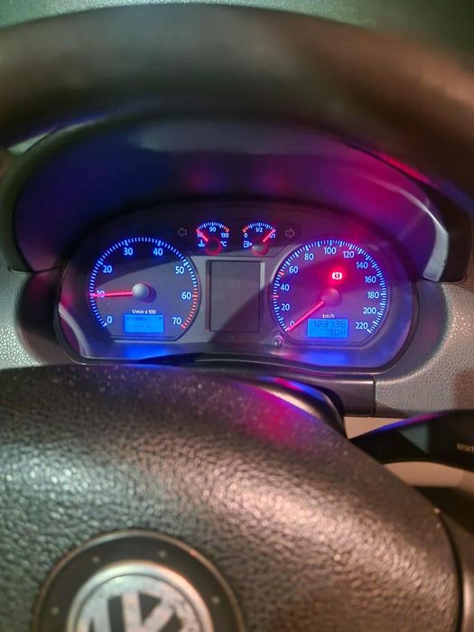 Vând Volkswagen Polo 1.2