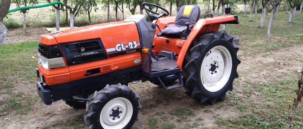 Tractor Kubota GL23 4x4