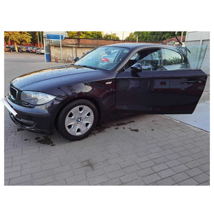 Vând BMW 118D an 2008