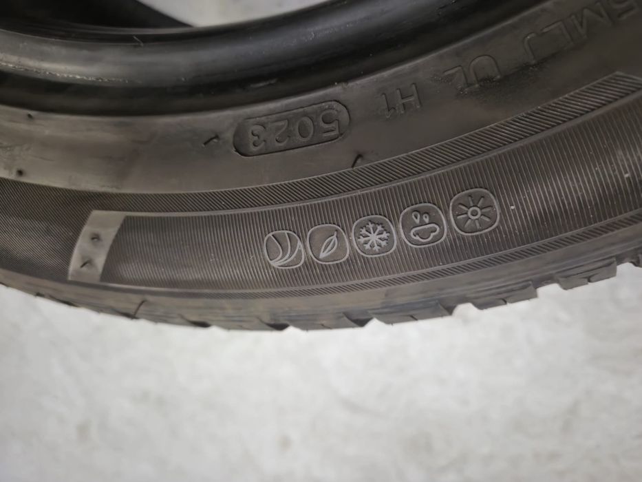 2 anvelope All Season Hankook 235 50 18