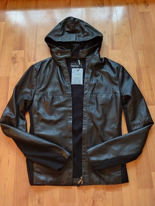 Куртка кожаная Emporio Armani (Италия)+подарок,оригинал,новая,р-р 44,S