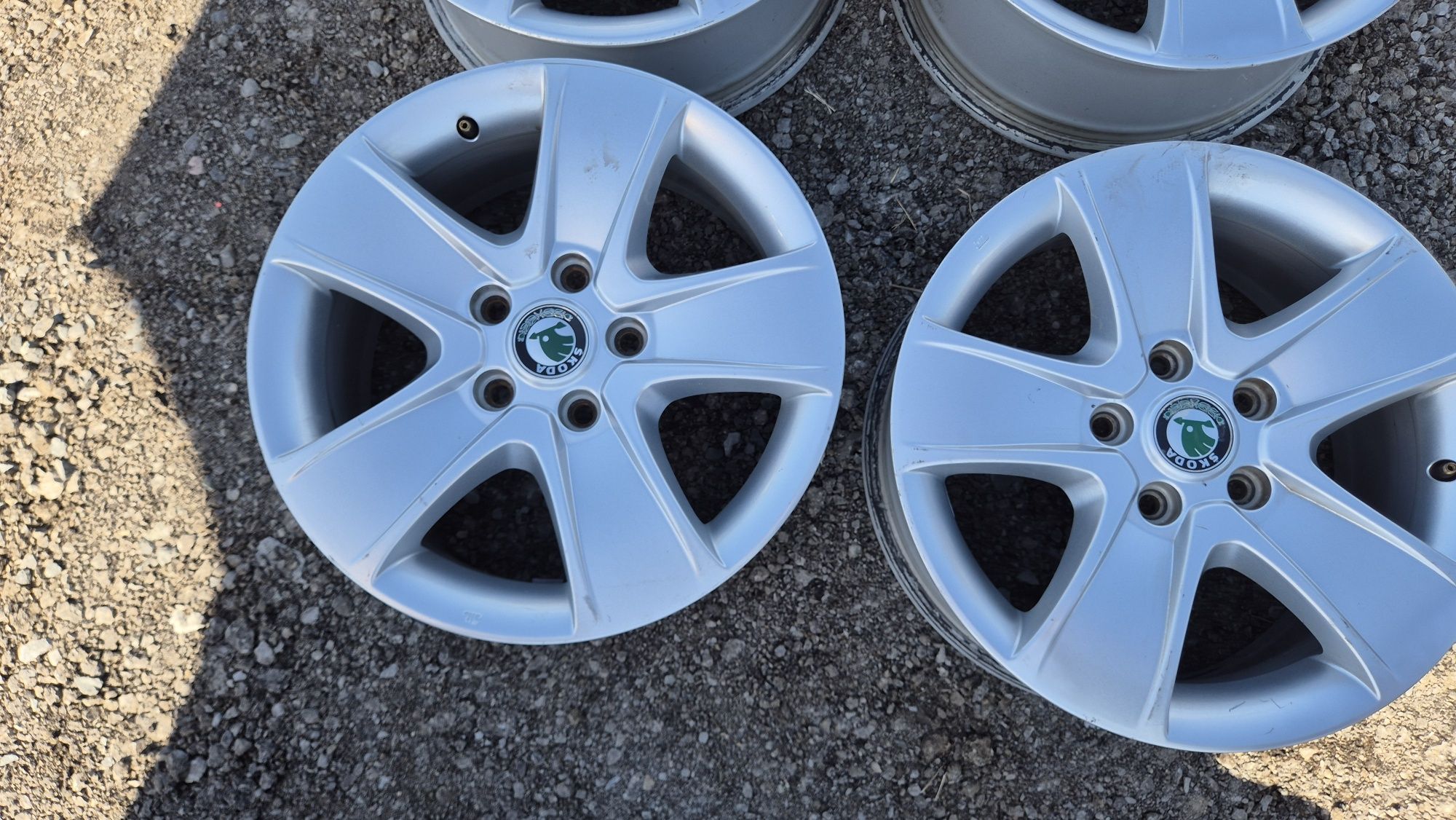 Оригинални джанти Шкода Октавия 5/112 Skoda Octavia 5x112