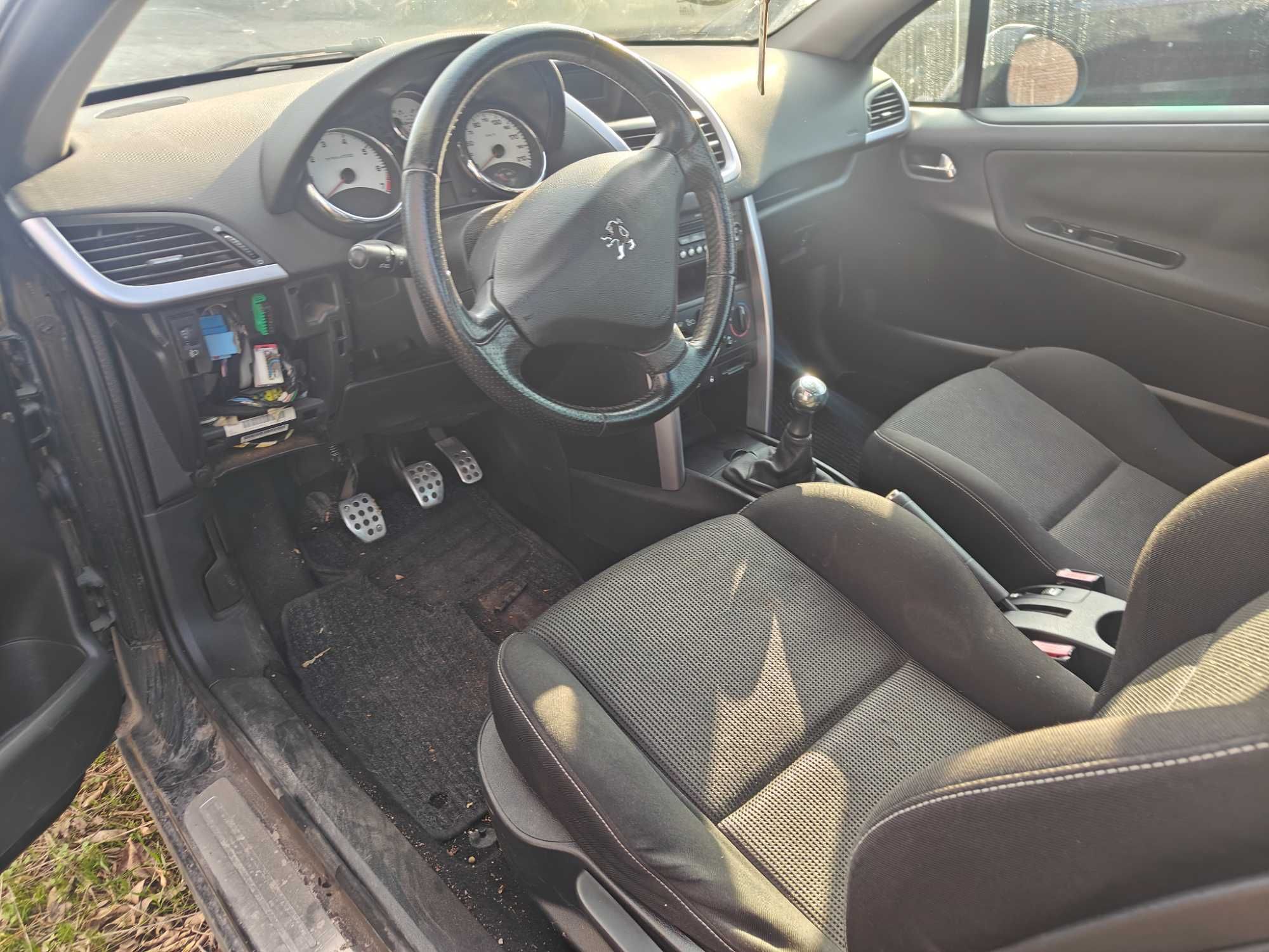 Peugeot 207CC 1.6 120 кс