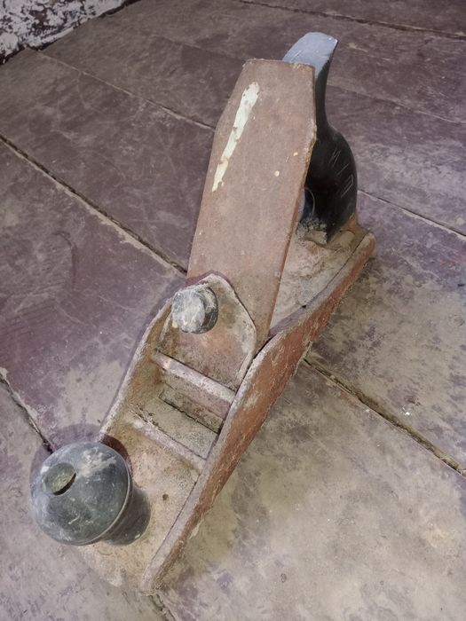 Рубанок ранда сотилади