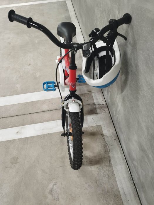 Детско колело Disney Cars 4-7 години с помощни колела