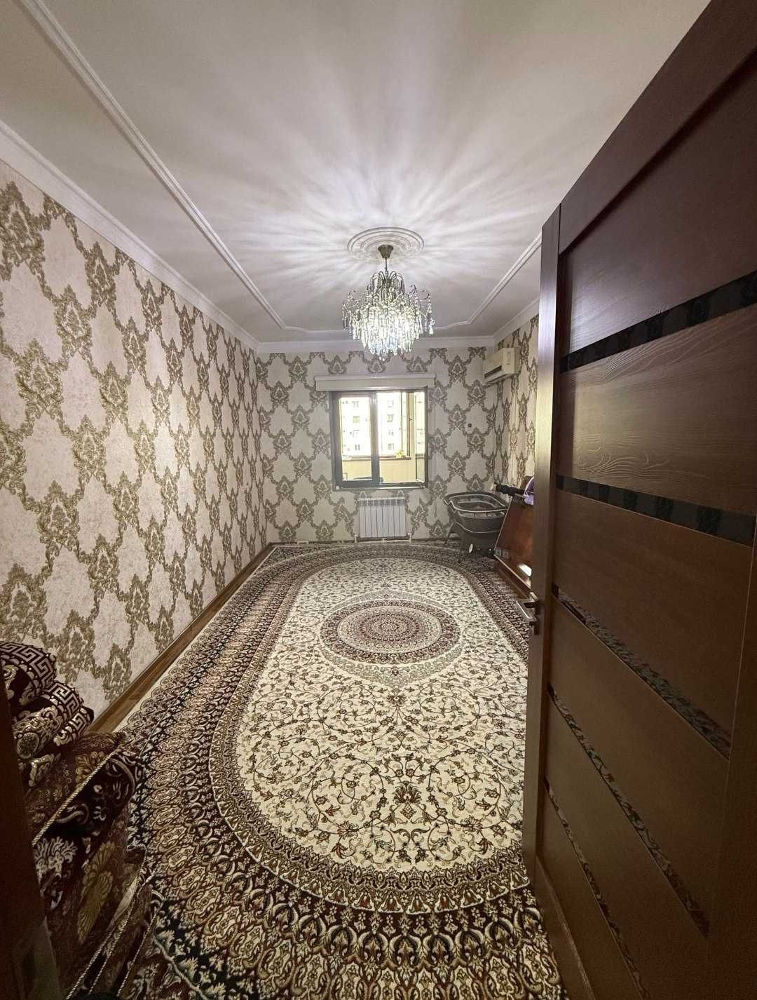 Yunusobod 9 mavze 3 xona 5 etaj sotiladi