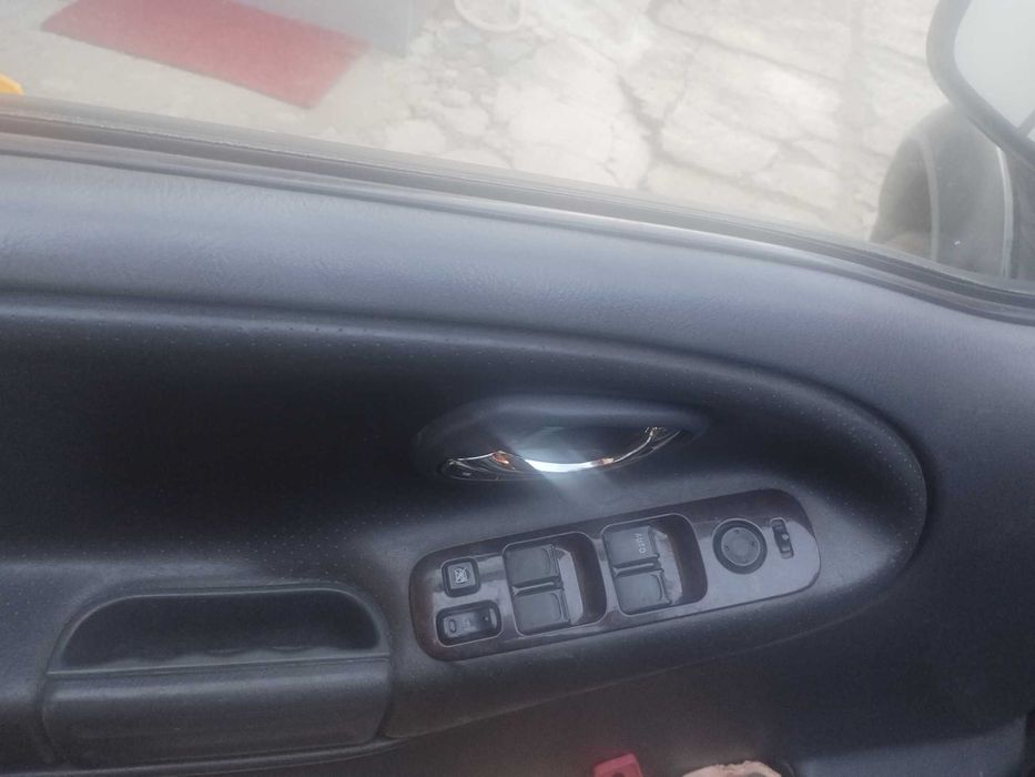 Vând Suzuki Grand vitara