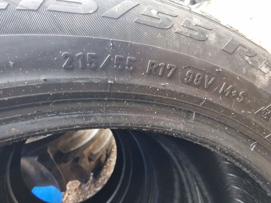 Anvelope 215/55R17 marca Pirelli, M+S, 6.5 mm