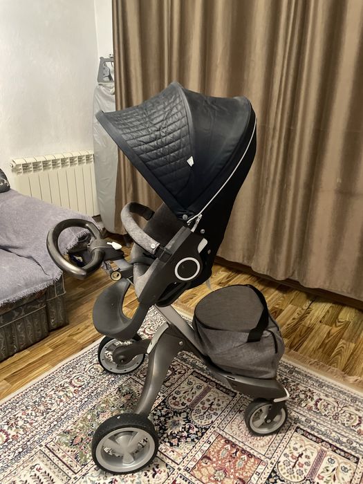 Продам коляску stokke.