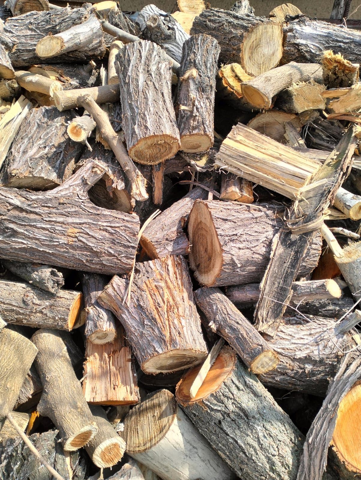 Срочно продам дрова кусковая готовая почти ЗИЛ выйдет