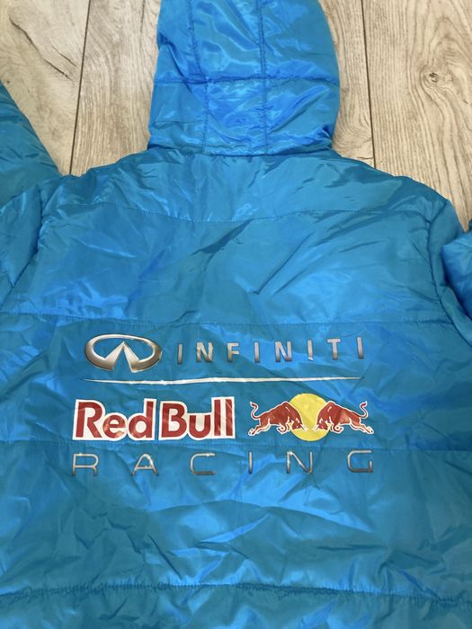 Geaca groasa Red Bull L Noua