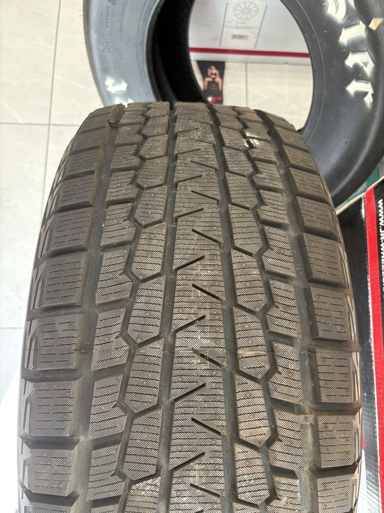 Зимна гума Yokohama 285/50 R20