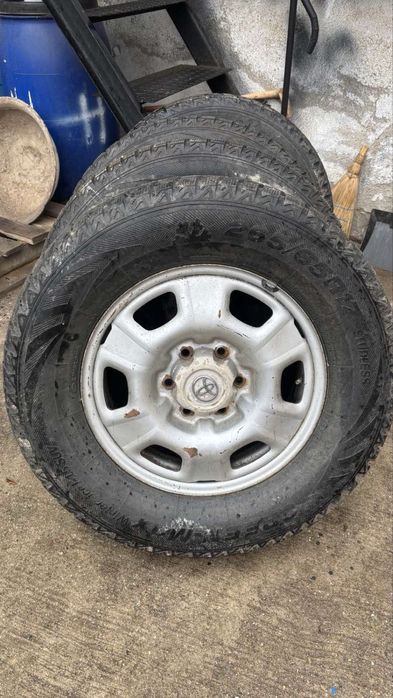 Зимни Гуми с джанти за Toyota Land Cruiser 120