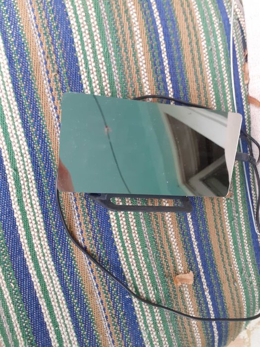 Prajitor de pâine Philips  si ceas electronic