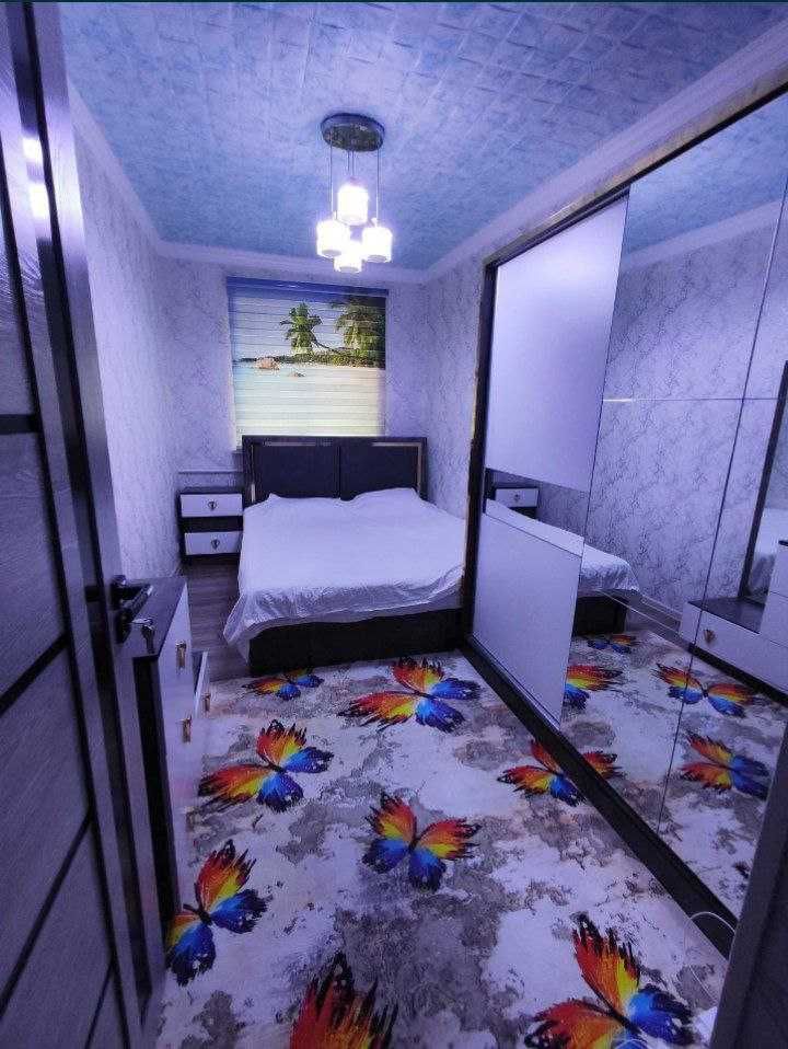 Продается квартира 1 этаж метро Космонавтов
