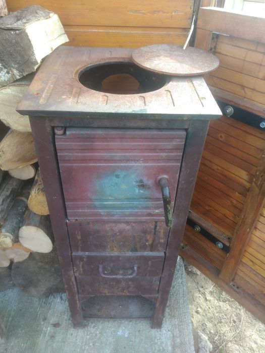 Sobă de încălzit când dă bruma sau când e frig rău