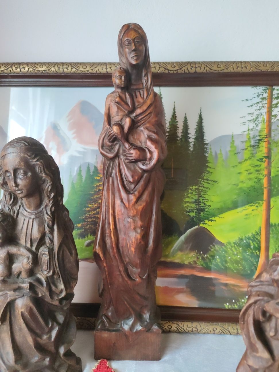 Sculpturi religioase din lemn