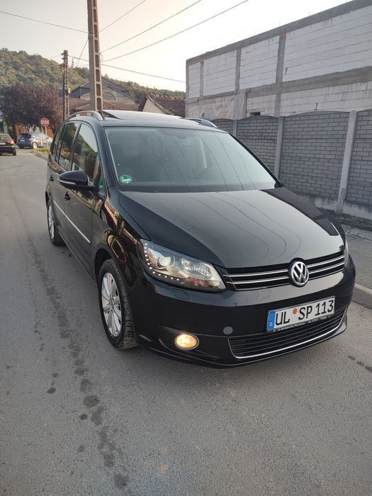 ^ Volkswagen Touran HighLine 2L TDI Euro 5
^ An fabricatie 2011
^