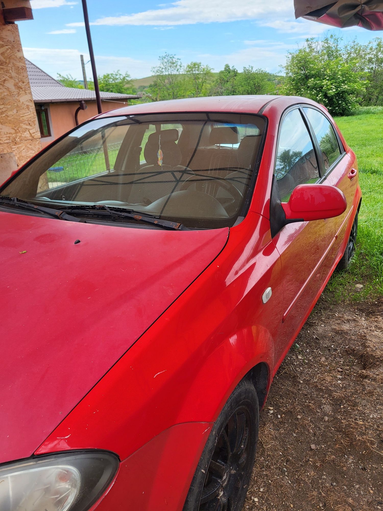 Mașina chevrolet lacetti