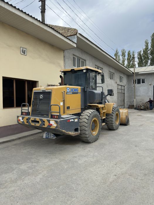 XCMG LW300FN Погрузчик  сотилади