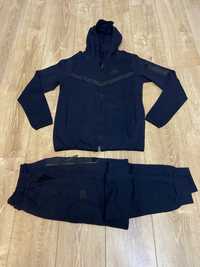 Trening Tech Fleece Nike marimea S,M,L,XL,XXL