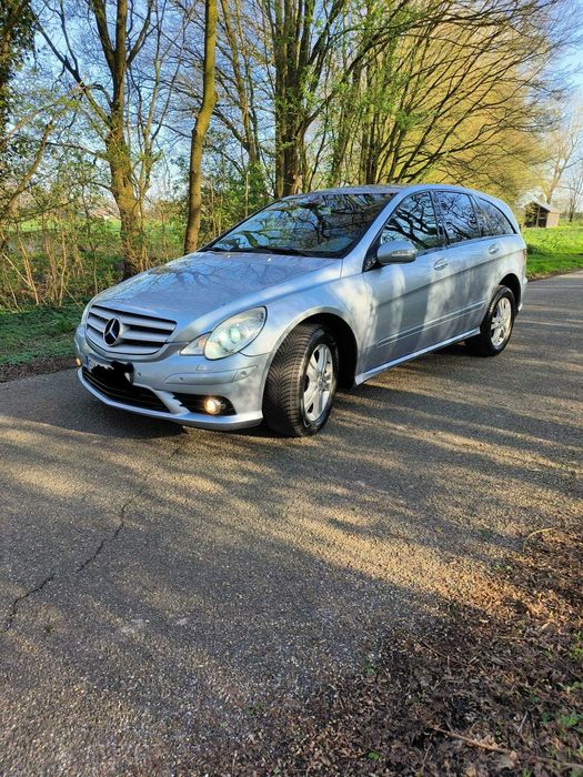 Vînd Mercedes R class 280