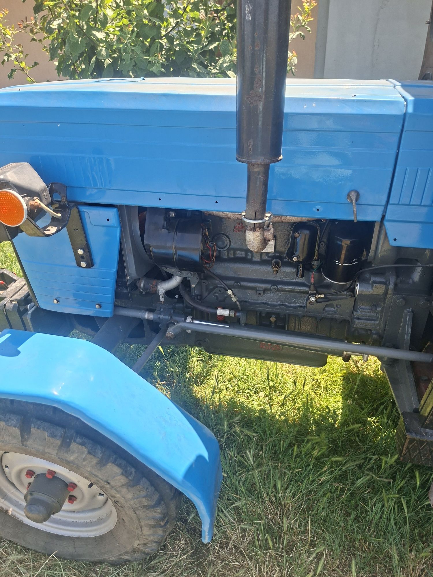 Vand Tractor Universal U 550.