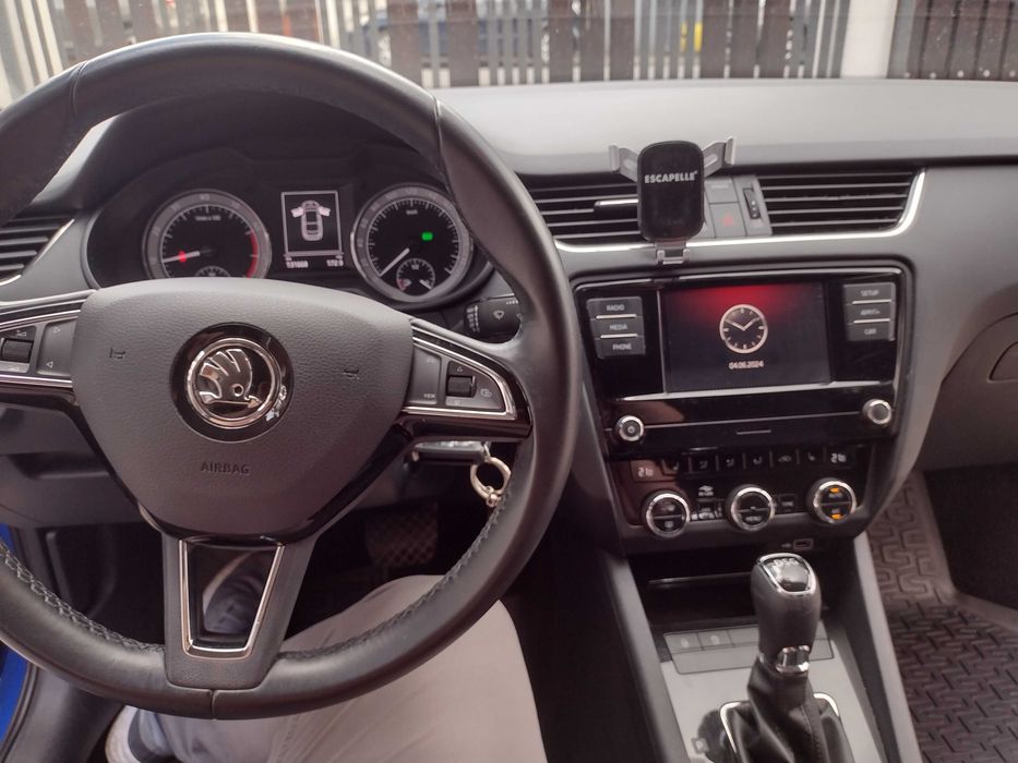 Skoda Octavia Automata, inmatriculata ianuarie 2020, benzina, 1498 cm