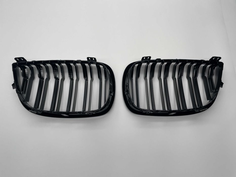 Grila dubla neagra BMW E81 E87 Seria 1 Nonfacelift
