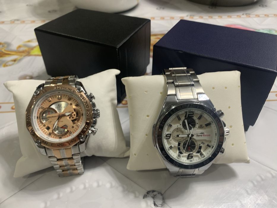 Продам часы оригинал все работает новые торг обмен есть