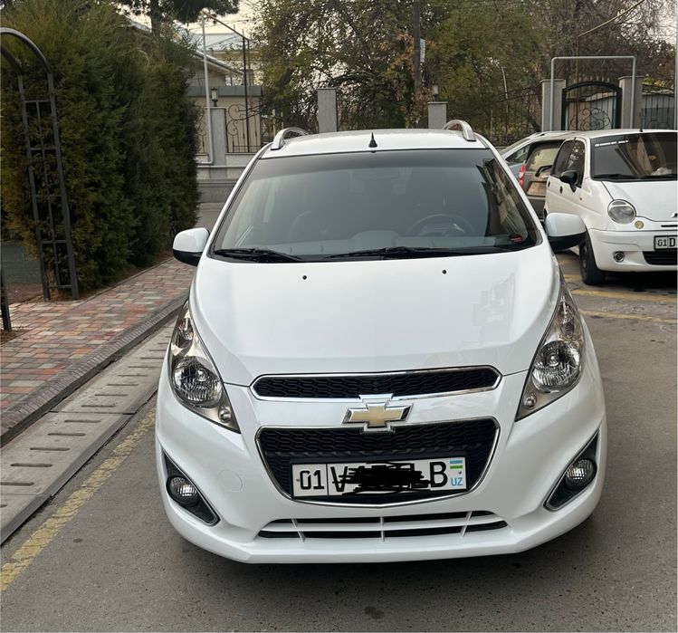 Продается автомобиль Spark 4 позиция