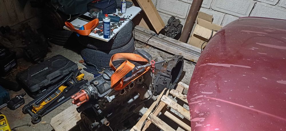 Двигател и скоростна кутия голф3 1.6 75к.с