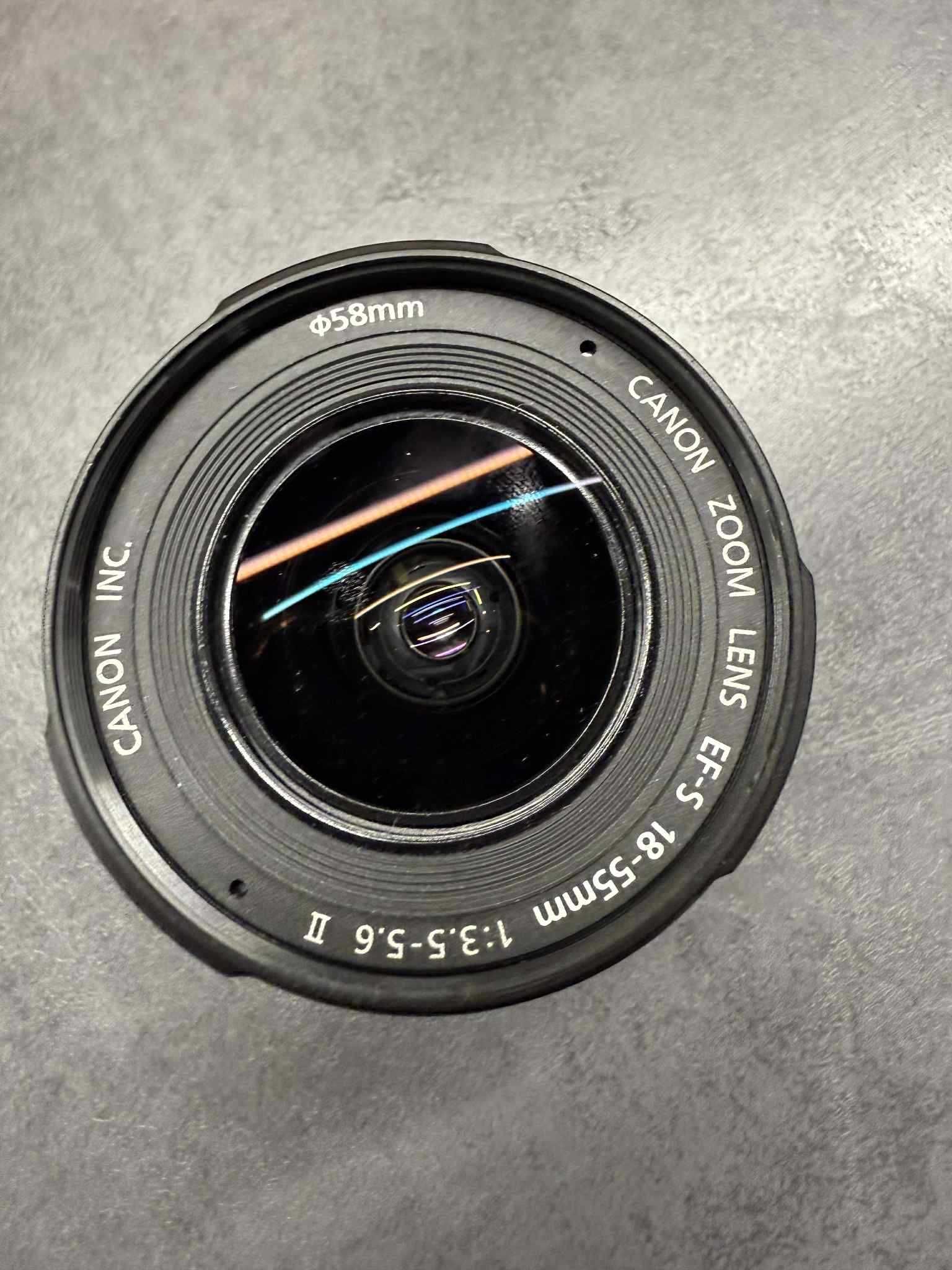Обектив Canon EF-s 18-55mm