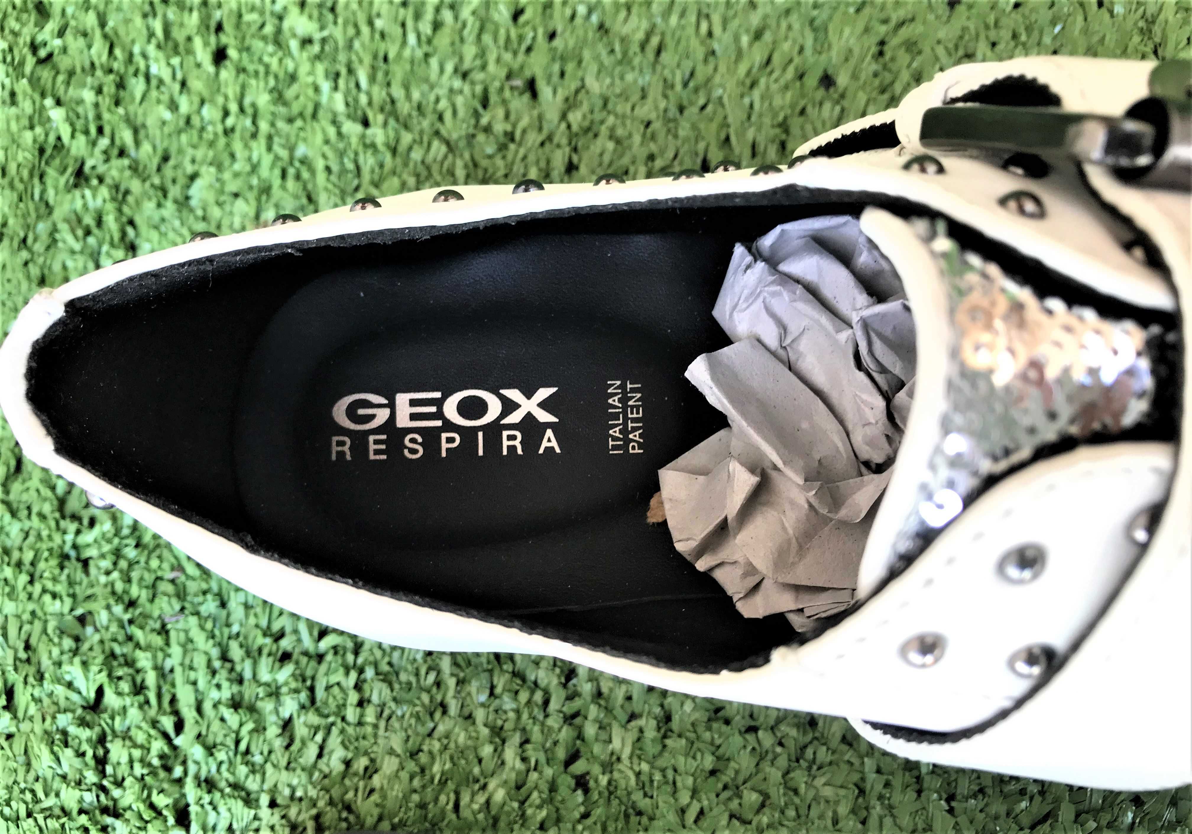 Pantofi Geox D Arjola, Alb argintiu, marimea 36