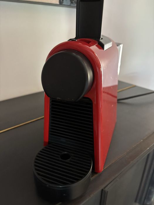 De vanzare Nespresso essenza mini
