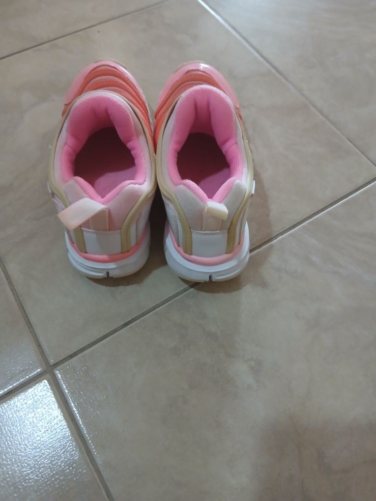 Детски маратонки Nike free