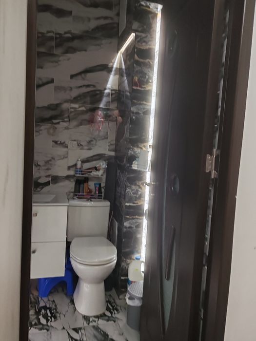 Vand Apartament 2 camere decomandat zona ciocarlia