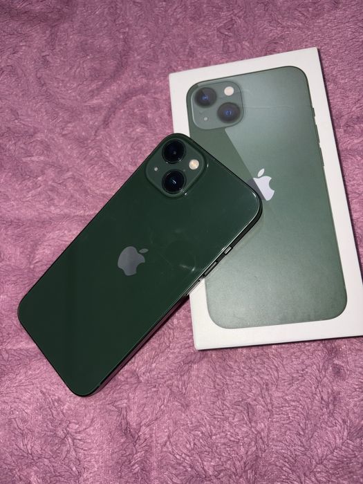 Продам iPhone 13