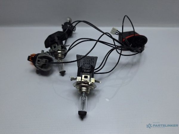 Instalatie electrica far AUDI A3 II Sportback (8PA) [ 2004 - 2015 ] TDI 16V (BKD, CBAB, CFFB, CLJA) 103KW|140HP OEM 000998953 , 8P0941004BL