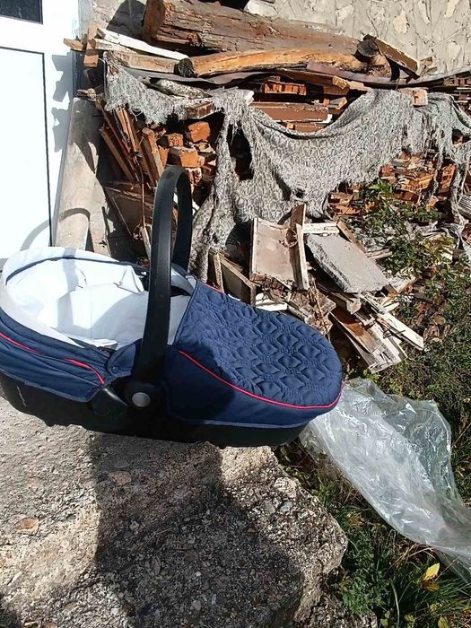 Детска количка чиполино 3 в 1