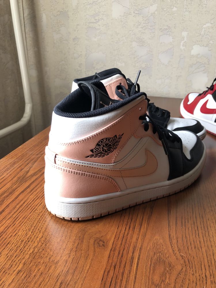 Jordan 1 mid оригинал продам