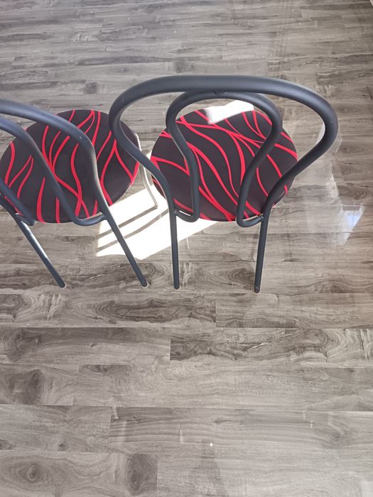 Set două scaune.