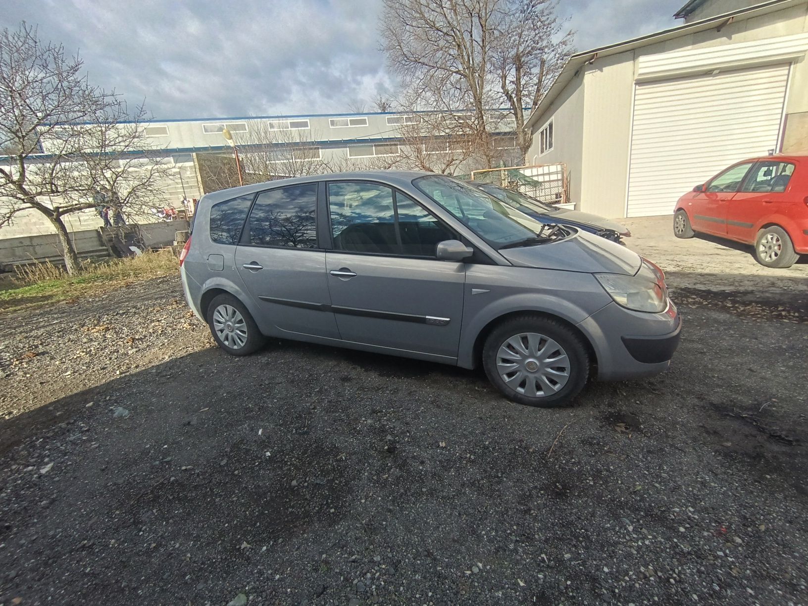 На части. Renault Scenic 1.9dci 120конски сили