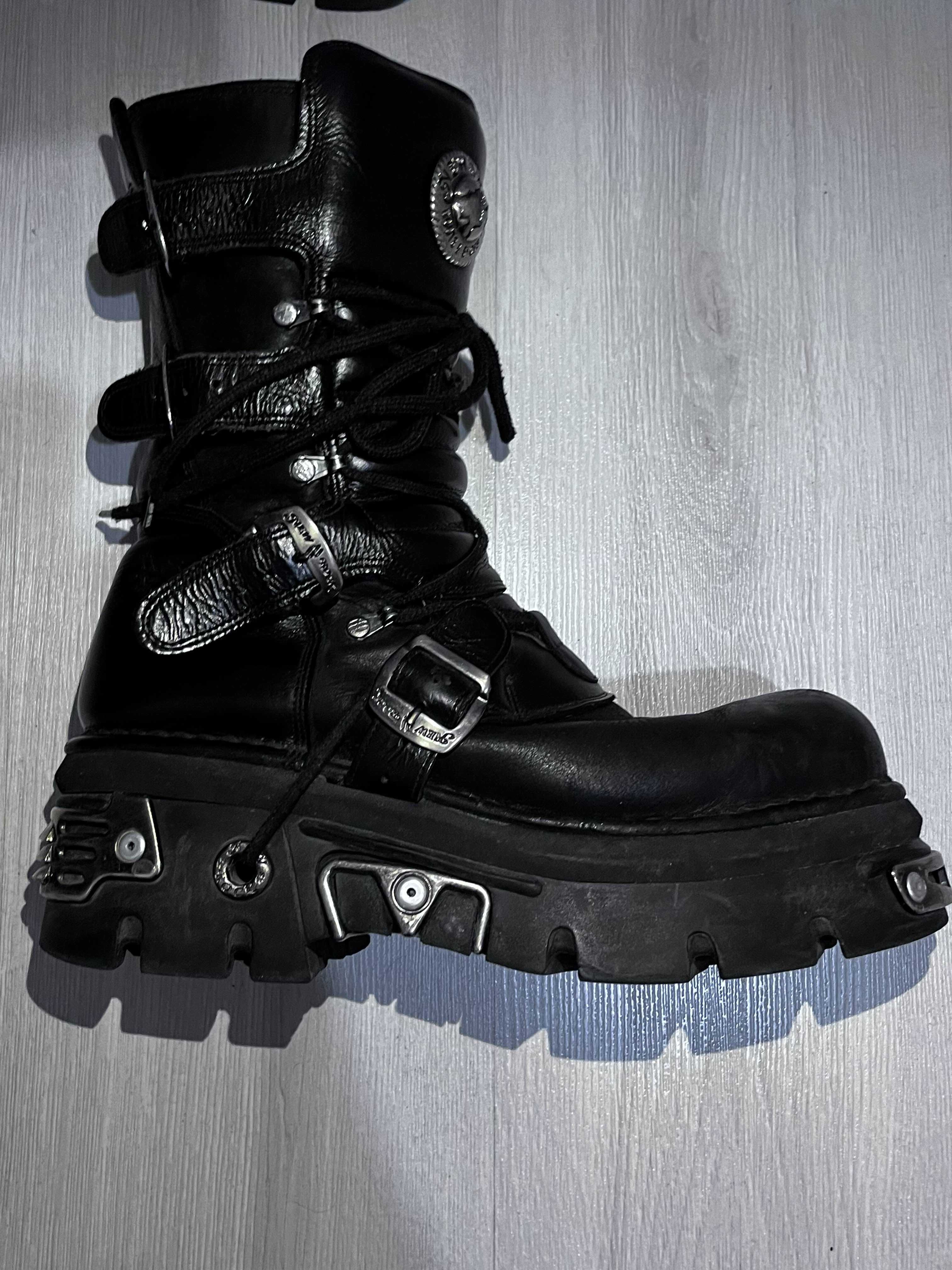 NEW ROCK leather boots