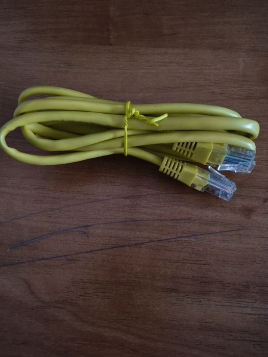 Кабель для интернета, запчасти с платой,телефон сломанный