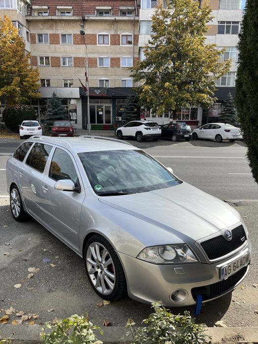 Skoda Octavia vRS 2.0 TDI 170 CP XENON WEBASTO JANTE 18